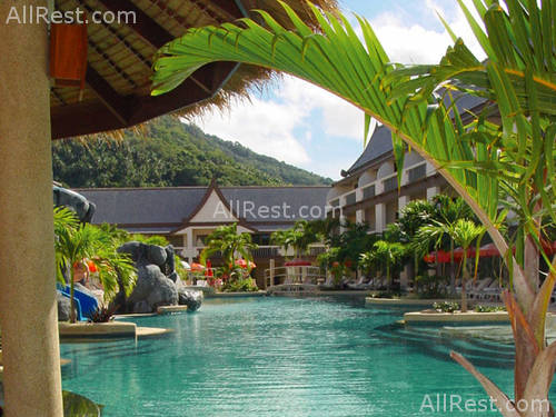 Centara Kata Resort 10